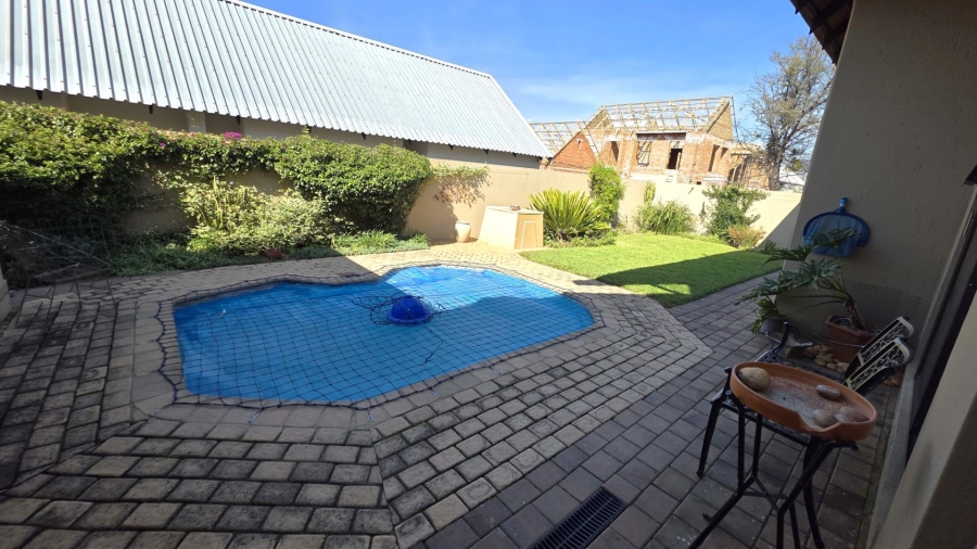 4 Bedroom Property for Sale in Leloko North West